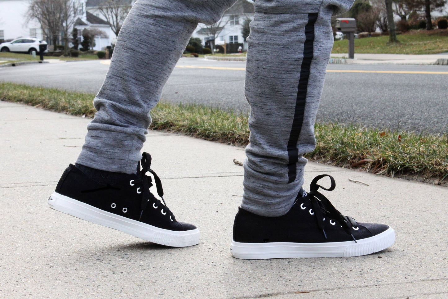 Fear0 - Unisex Black Casual Skateboard Canvas Shoes